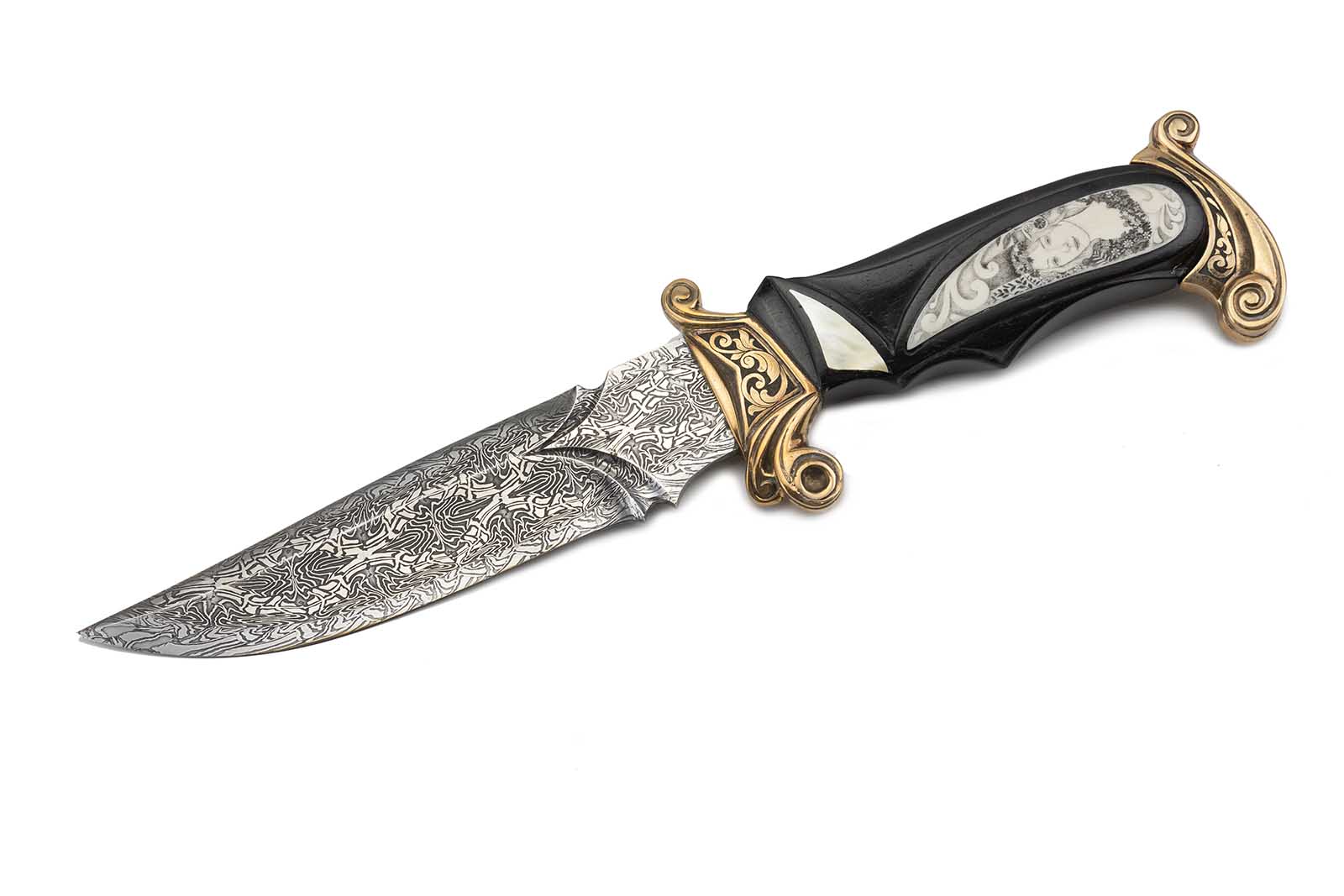 Coltello artigianale di Muro Pelliconi